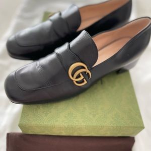 Gucci Malaga Kid Loafers in Black (women’s size EU 40) worn twice.